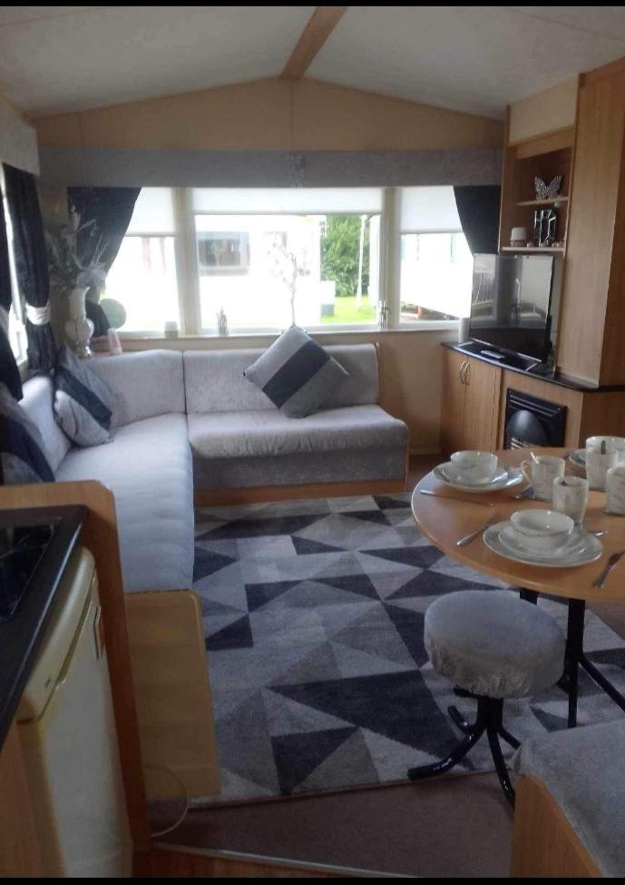 I & K Static Caravan Hire Sited On Winkups Towyn North Wales With Free Wi-Fi And Netflix Kinmel Bay Esterno foto